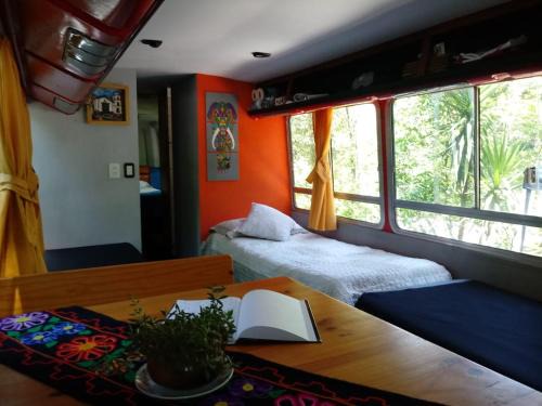 Yala Other | Welcoming Cabaña Bus LUYHANE: Family-Friendly Escape
