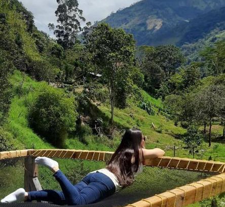 Ibague Ski Chalet | Experience Cabaña Canto de las Aguas in Combeima Canyon