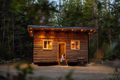 Puerto Varas House | Discover Cabaña Chilla: 4-Star Retreat with Hot Tub