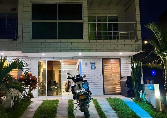 Otrabanda House | Relaxing Cabaña Ciudadela Campestre with Pool & Hot Tub