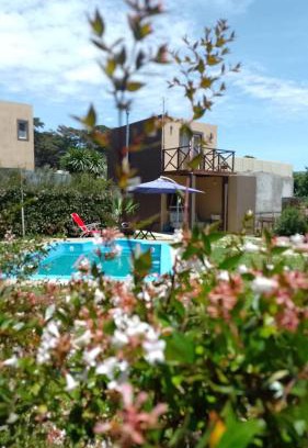 Partido de General Pueyrredon Apartment | Cozy Cabaña Colinas Verdes with Oceanfront Pool Access