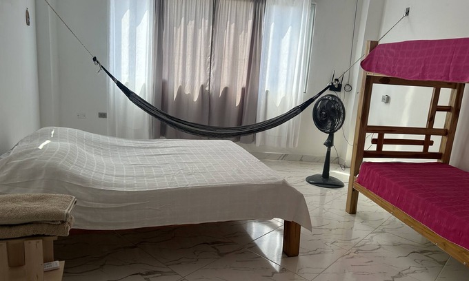 Santa Cruz de Lorica Cabin | Cozy Cabaña Steps from the Beach in Urban Village