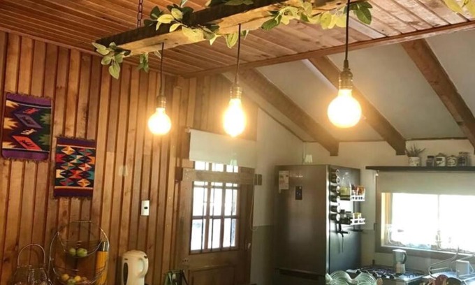 Casa de Lata House | Cozy Cabin with Fireplace in the Forest - Termas de Chillan
