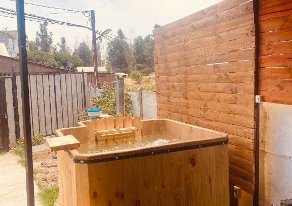 Valparaiso House | Cabaña con tinaja en fuerte Aguayo