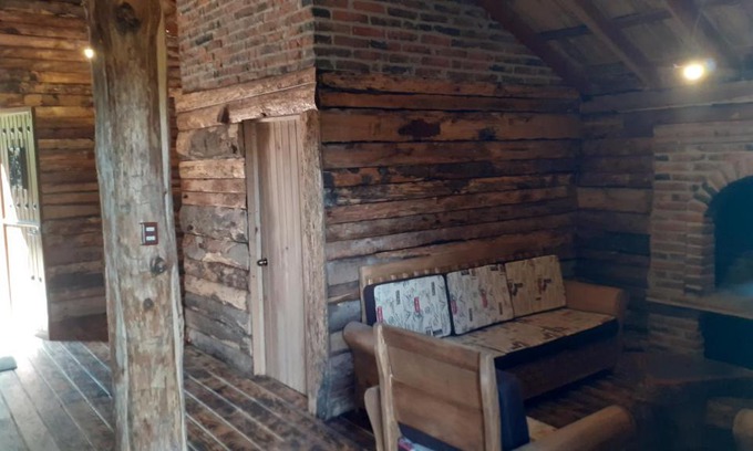 Pinal de Amoles Ski Chalet | Pet-Friendly Retreat at Cabaña Cruz Verde - Rated 9.5/10