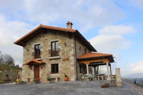 Selaya House | Experience Comfort at CABAÑA DE LA ABUELA DE SELAYA