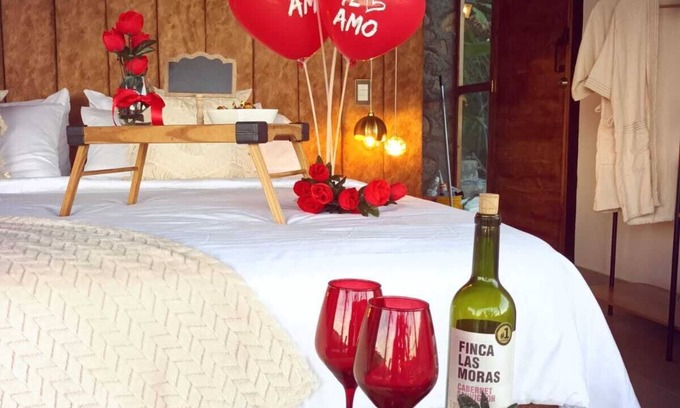 Ibague Cabin | Pet-Friendly Retreat with Spectacular Mountain Views in Ibagué