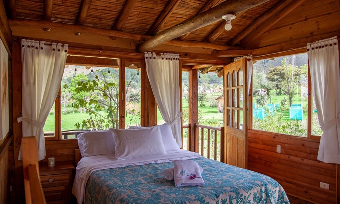 Villa de Leyva Cottage | Exceptional Ojo de Agua Cabin with Spa & Pet-Friendly Amenities