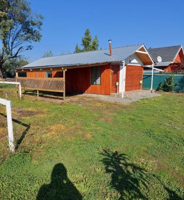 Linares Apartment | Cozy Cabaña El Aromo: Family & Pet Friendly Retreat