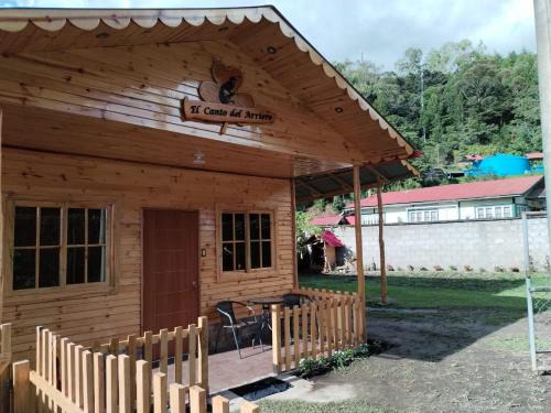 Oxapampa Cabin | Cozy Cabaña El canto del Arriero - Pet & Child Friendly Stay