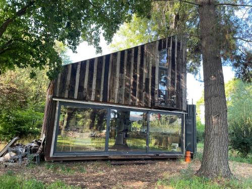 Rauco House | Cozy Forest Cabin: Family-Friendly Retreat in Nature