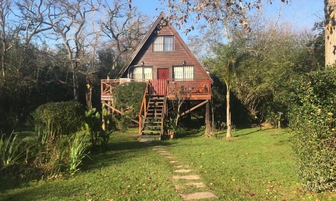 Partido de Tigre Cabin | Idyllic Cabaña en el Delta Arroyo Pajarito with Ocean View