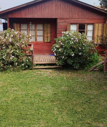 Pichilemu House | Cozy Cabaña in Playa Hermosa - Perfect for Families