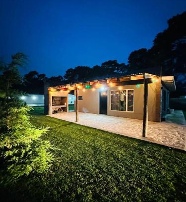 Necochea House | Pet-Friendly Cabaña in Villa del Deportista - Guest Rated 9.8