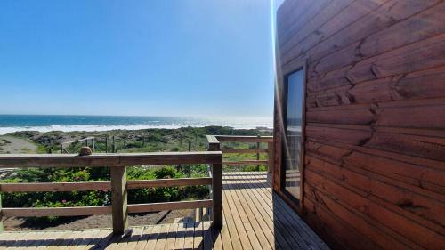 Pelluhue House | Family-Friendly Cabaña Familiar Cardonal with Ocean Views
