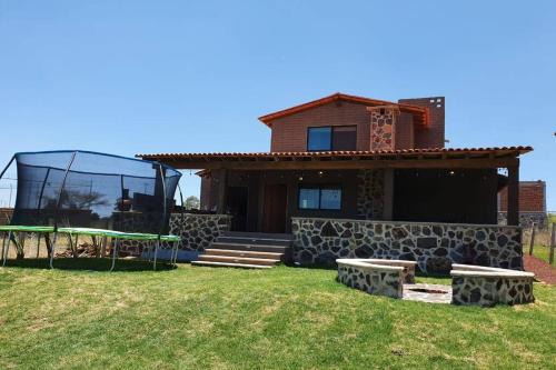 Tapalpa Ski Chalet | Child-Friendly Cabaña en Tapalpa - Guest Rated 9.8/10