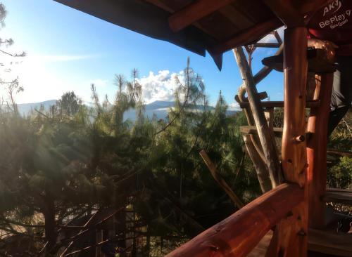 El Rosario Ski Chalet | Scenic Cabaña Favor Divino: Pet & Child Friendly Retreat