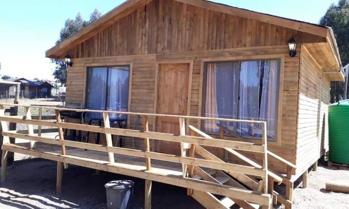 Puchuncavi House | Cozy Cabaña Horcon: Family-Friendly Retreat with Fireplace