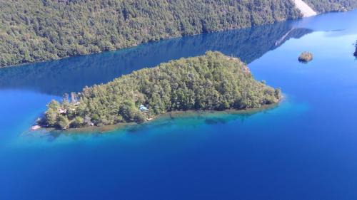 Cochamo House | Discover Cabaña on Isla Privada Las Bandurrias