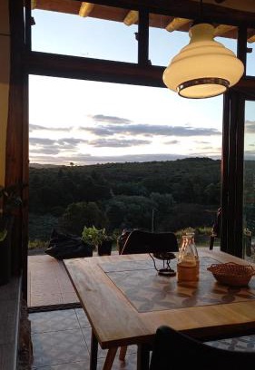 Villa Giardino House | Family-Friendly Cabaña La Emilia with Pool - Villa Giardino