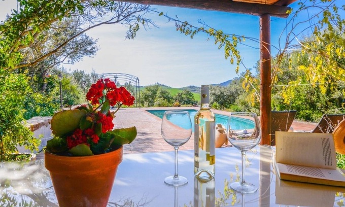 Algodonales Villa | Unforgettable Stay at Cabaña La Encina El Gastor