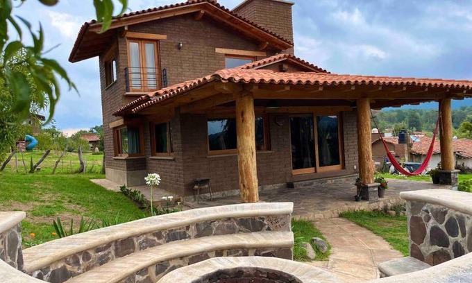 Tapalpa Ski Chalet | Explore Cabaña Lince Tapalpa: Family-Friendly Retreat