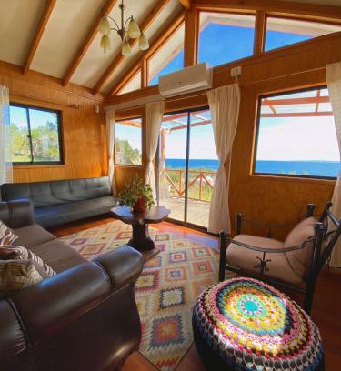 Lenca House | Inviting Cabaña Los Lagos: Ocean View & Family Friendly