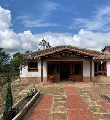 Villa de Leyva House | Family-Friendly Cabaña Los Naranjos with Pet Amenities