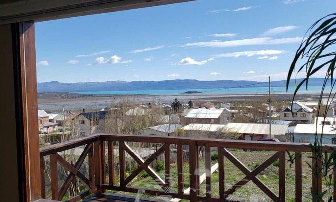 Macrozona Meseta Cerro Calafate Apartment | Pet Friendly Retreat at CABAÑA M&M - Rated 10/10 by Guests