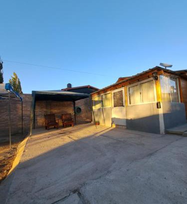 Uspallata Apartment | Pet-Friendly Retreat at Cabaña Mailin for Families