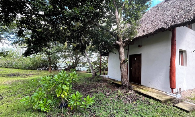 Huay-Pix Cottage | Cabaña Milagros, con vista al lago, en el mejor sitio del Sur de Quintana Roo 5