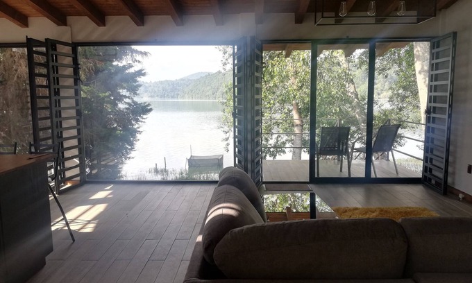 Morelia Cabin | Modern Lakeside Cabin with Family-Friendly Amenities