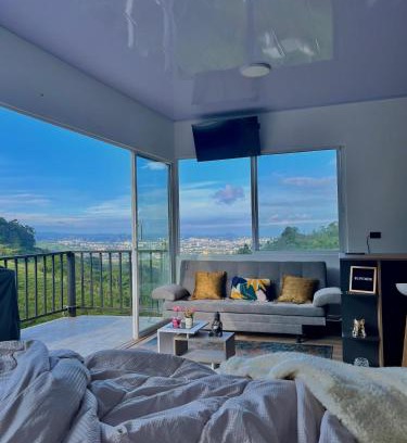 Dosquebradas Cabin | Pet-Friendly Retreat at Cabaña Mykuri with Hot Tub Access