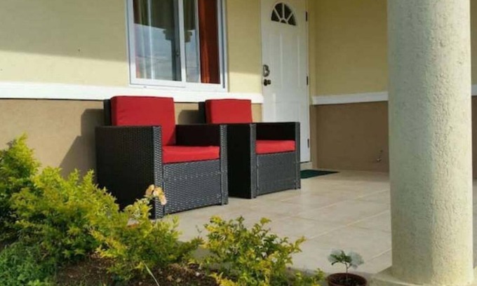 Falmouth House | Pet-Friendly Oceanfront Retreat: Cabaña Papaya Awaits!