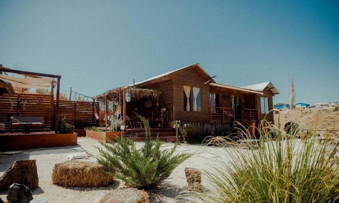Tongoy House | Beachfront Cabaña in Tongoy with Ocean Views & Breakfast