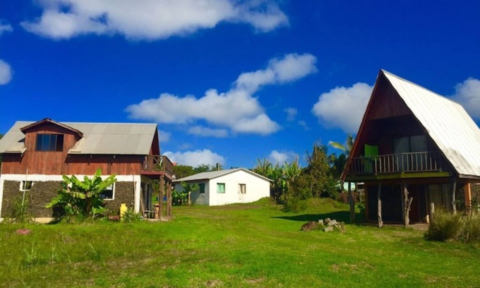 Hanga Roa House | Relaxing Getaway at Cabaña Rapu Tuki-Motu Iti for Groups