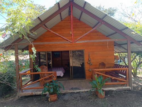 Curubande Apartment | Pet-Friendly Cabaña la Granja: Guest Rated 9.7/10