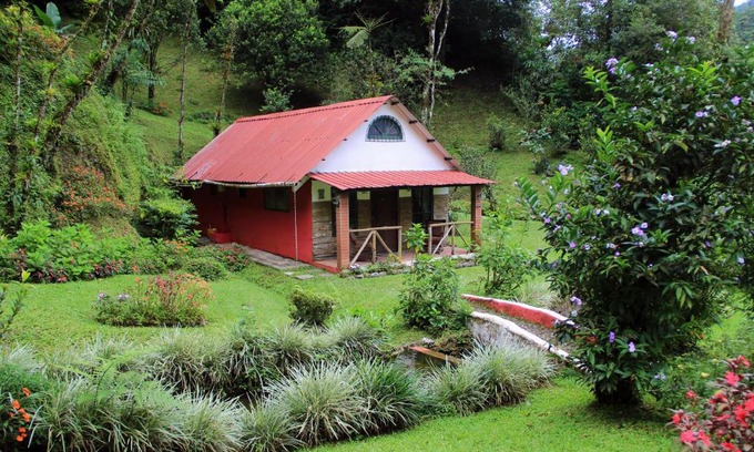 El Valle de Anton House | Pet-Friendly Cabaña Sueño Esmeralda near Chorro el Macho