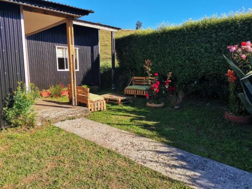 Ancud House | Pet-Friendly Cabaña Valle Encantado with High Guest Ratings