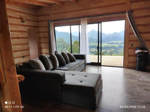Llifen House | Tranquil Cabaña Vista Nilahue: Guest Rated 9.9/10