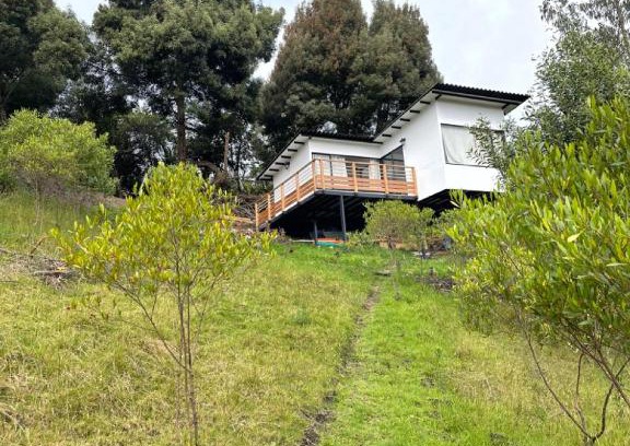 Duitama House | Stunning Rural Cabana with Breathtaking Views & Pet-Friendly