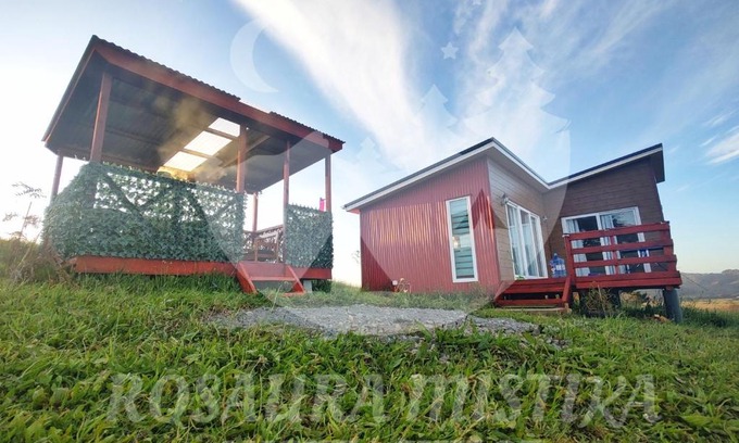 Ancud House | Inviting Cabaña y Tinaja Rosaura Mistika for Family Getaways