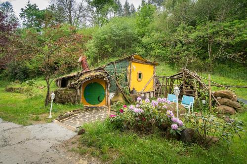 Villacarriedo House | Pet-Friendly Retreat at Cabañas Rurales El Hayal