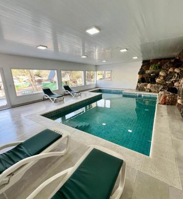 Villa General Belgrano Cabin | Pet-Friendly Cabañas Alpendorf with Oceanfront Views