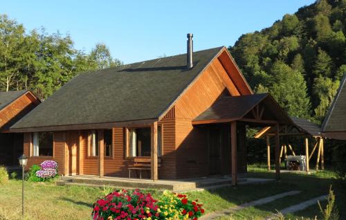 Caburgua Ski Chalet | Cozy Cabañas Alto Caburgua with Pool & Hot Tub Awaits