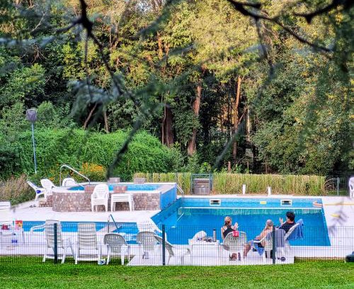Villa General Belgrano Cabin | Escape to Cabañas Am Bach: Oceanfront Bliss Awaits