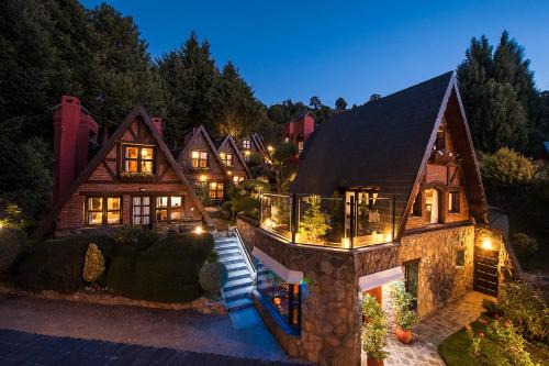 San Martin de los Andes Ski Chalet | Family-Friendly Cabañas Antilhue with Private Pool & Breakfast