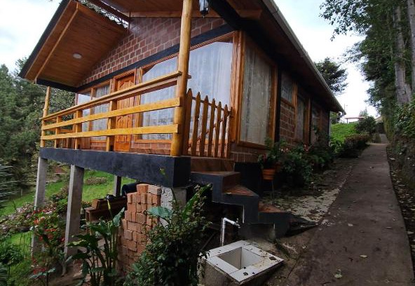 San Juan de Pasto House | Discover Cabañas Arcoíris del Lago Nº 5 - Rated 10/10