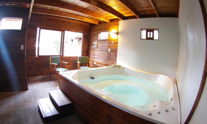 Bosque Peralta Ramos Cabin | Cozy Cabañas Bosque El Ocio: Family-Friendly Retreat