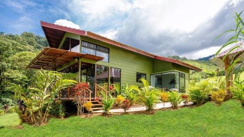 Penas Blancas House | Enchanting La Fortuna Rainforest Glass Cabin with Views